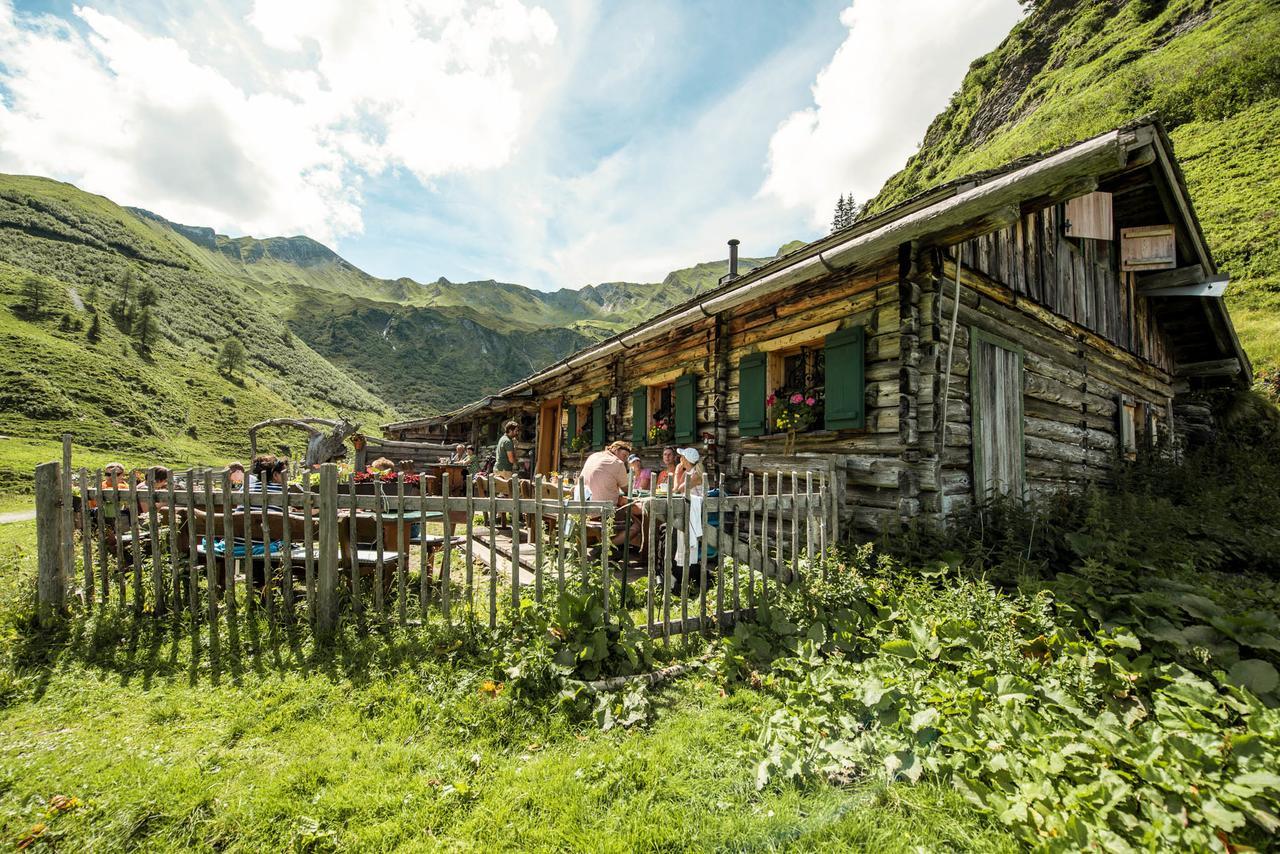 Gesundheitszentrum Baerenhof Bad Gastein Exterior photo
